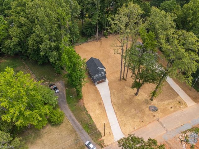 309 Lily Drive, Kernersville, NC 27284