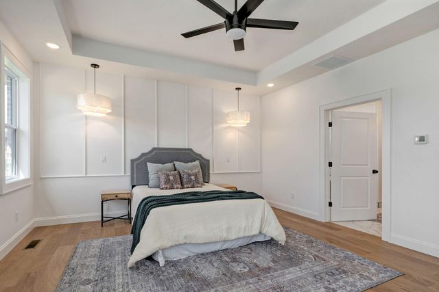 2023 N Silver Charm Avenue, Springfield, MO 65802