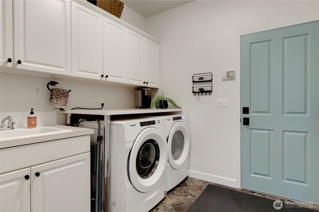 5904 61st Avenue W, University Place, WA 98467