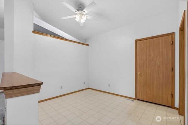 21622 120th Avenue SE, Kent, WA 98031