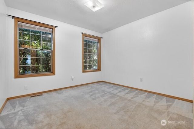 21622 120th Avenue SE, Kent, WA 98031