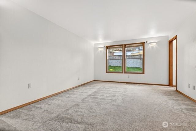 21622 120th Avenue SE, Kent, WA 98031