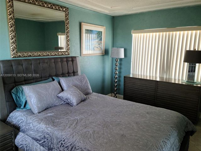 3401 NE 10th Street 5, Pompano Beach, FL 33062