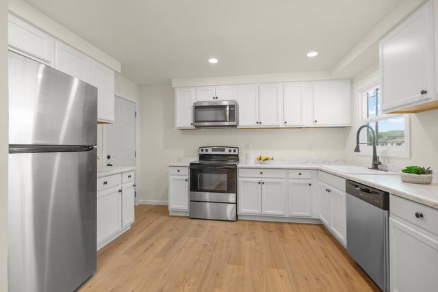 339 Dimaggio Avenue, Pittsburg, CA 94565