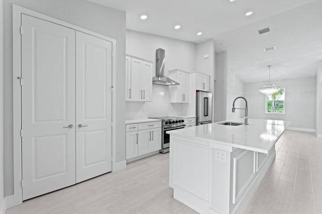 11299 42nd Road N, Royal Palm Beach, FL 33411