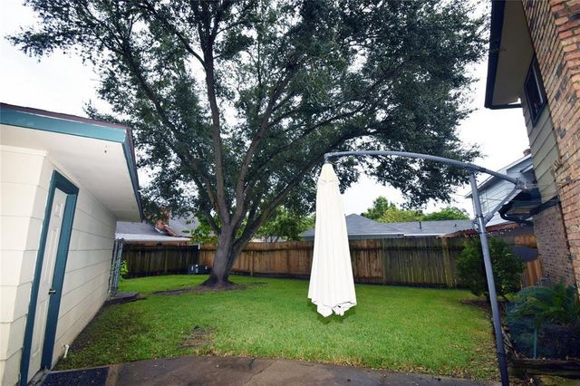 1806 Cedarwood Court, Sugar Land, TX 77498