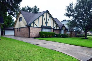 1806 Cedarwood Court, Sugar Land, TX 77498