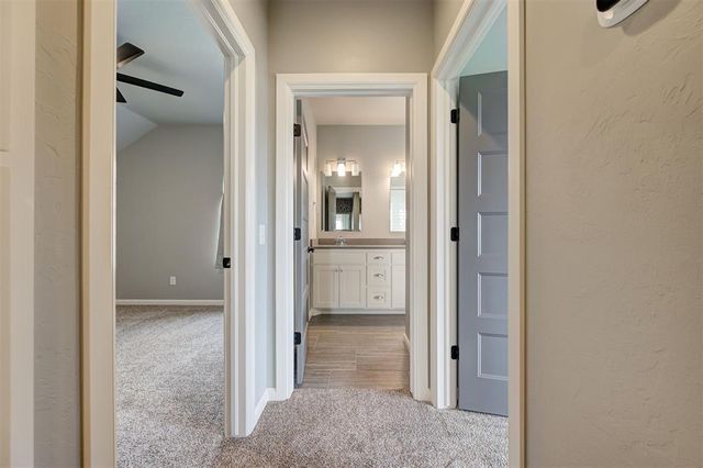 904 NE 21st Street, Moore, OK 73160