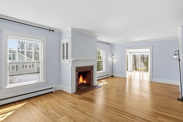 198 Linden Street, Manchester, NH 03104