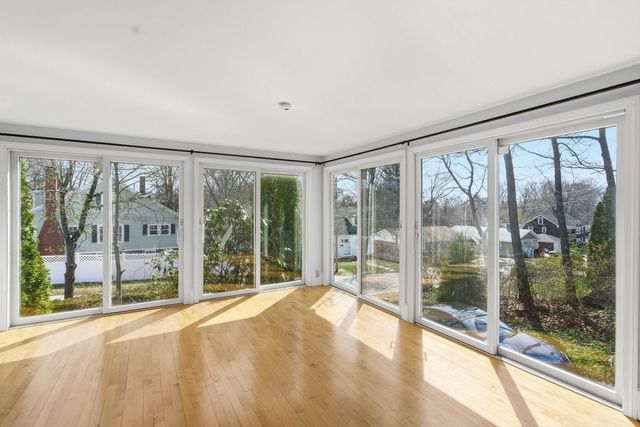 198 Linden Street, Manchester, NH 03104