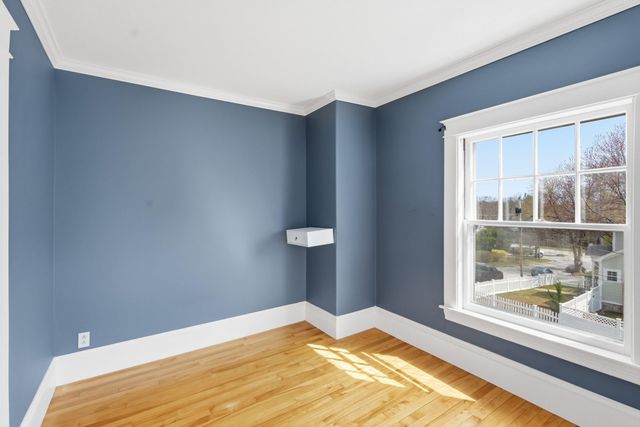 198 Linden Street, Manchester, NH 03104