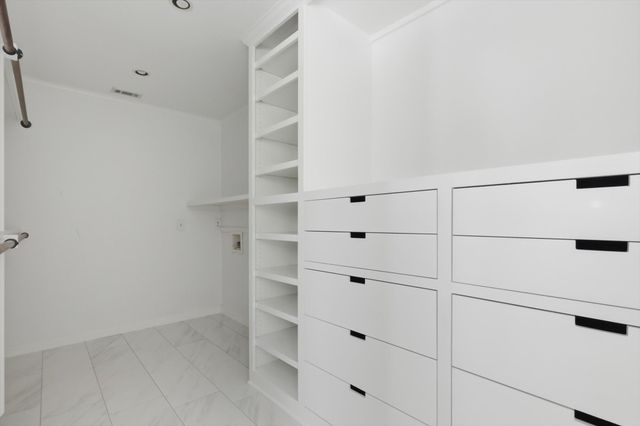 2701 Prairie Creek Court, Plano, TX 75075