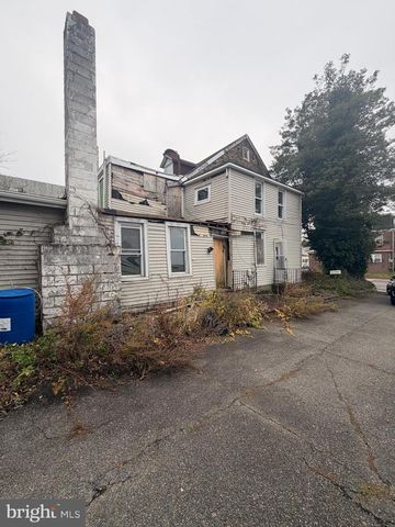 1125 MAIN ST, Darby, PA 19023