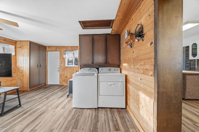 14426 Springfield Avenue, Midlothian, IL 60445