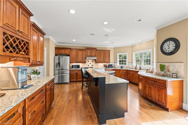 6202 Herons Nest Court, Oak Ridge, NC 27310