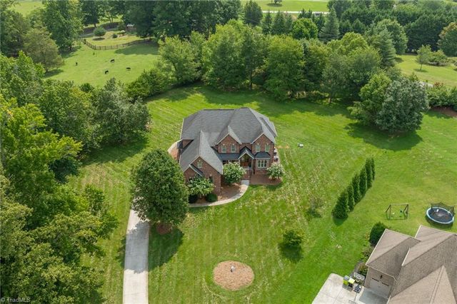 6202 Herons Nest Court, Oak Ridge, NC 27310