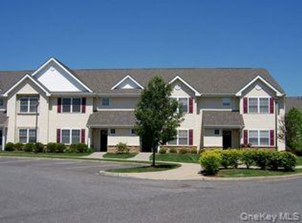 62 Morley Circle, Melville, NY 11747 — photo 2