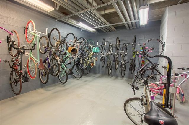 2420 Peachtree NW Road 1225, Atlanta, GA 30305