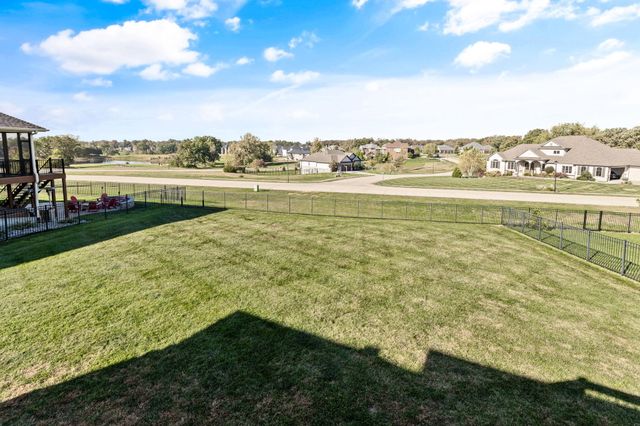 801 SUNSTONE LN, Columbia, MO 65201