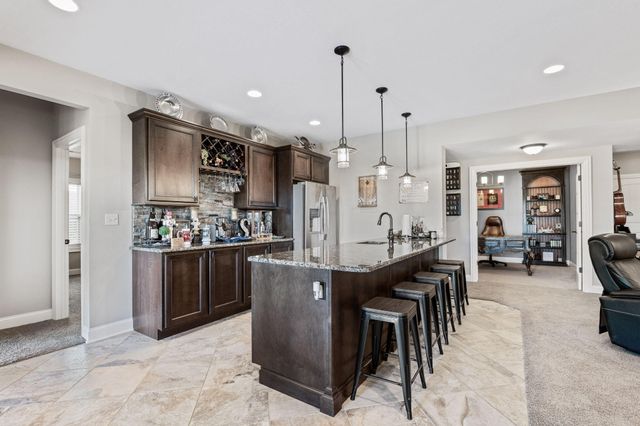 801 SUNSTONE LN, Columbia, MO 65201