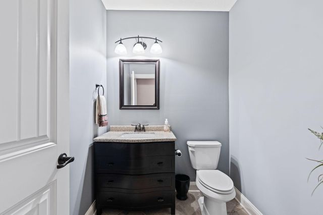 801 SUNSTONE LN, Columbia, MO 65201