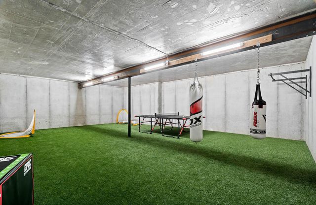 801 SUNSTONE LN, Columbia, MO 65201