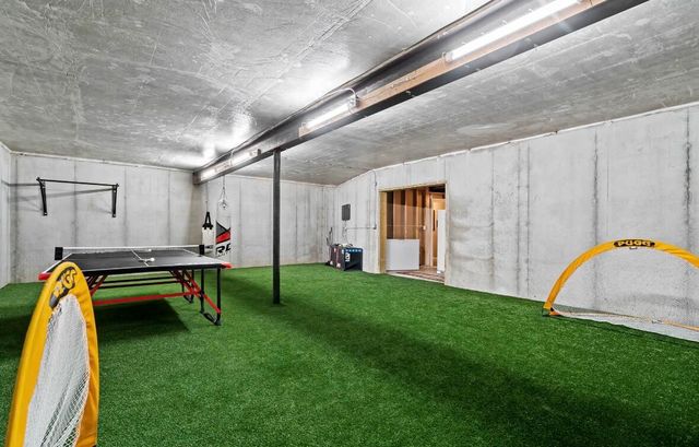 801 SUNSTONE LN, Columbia, MO 65201