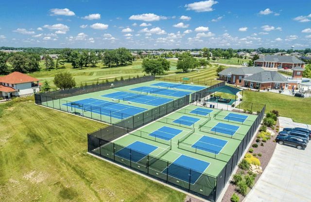 801 SUNSTONE LN, Columbia, MO 65201