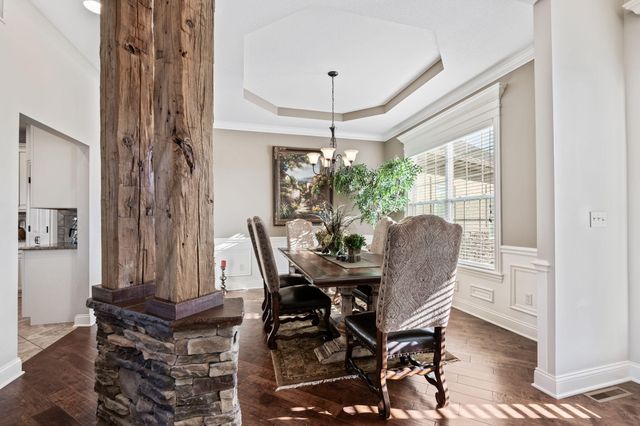 801 SUNSTONE LN, Columbia, MO 65201