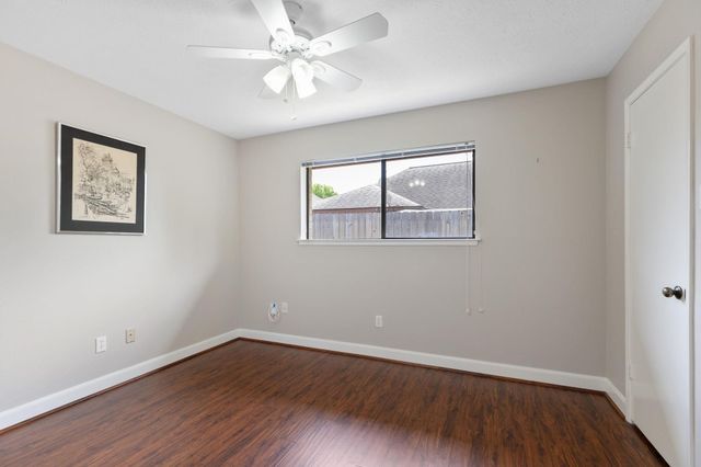 11835 Brook Meadows Lane, Meadows Place, TX 77477