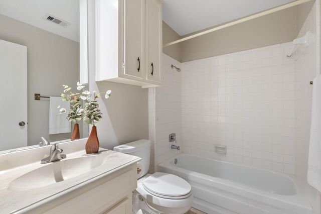 11835 Brook Meadows Lane, Meadows Place, TX 77477