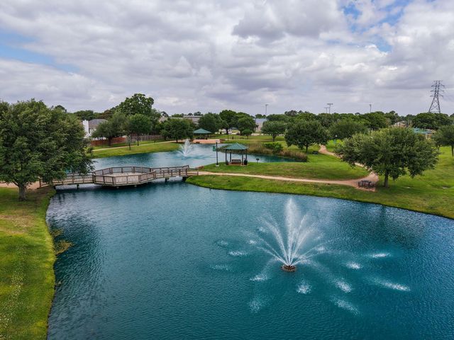 11835 Brook Meadows Lane, Meadows Place, TX 77477