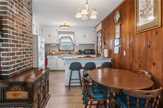 155 Farrs Bridge Road, Pickens, SC 29671
