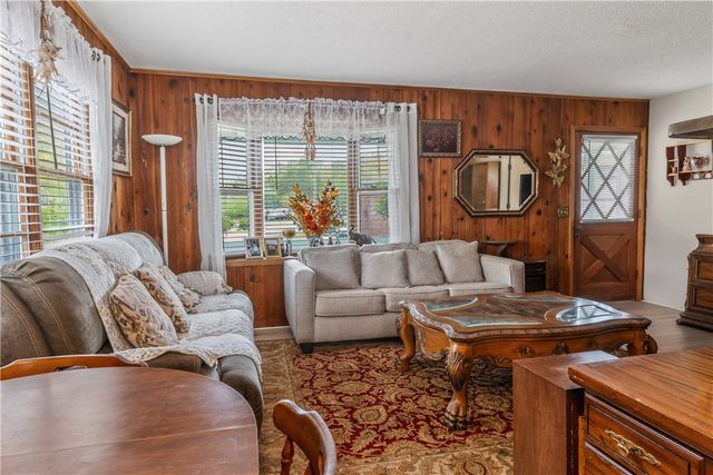 155 Farrs Bridge Road, Pickens, SC 29671