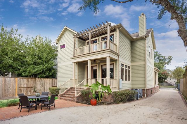 915 Oxford Street, Houston, TX 77008