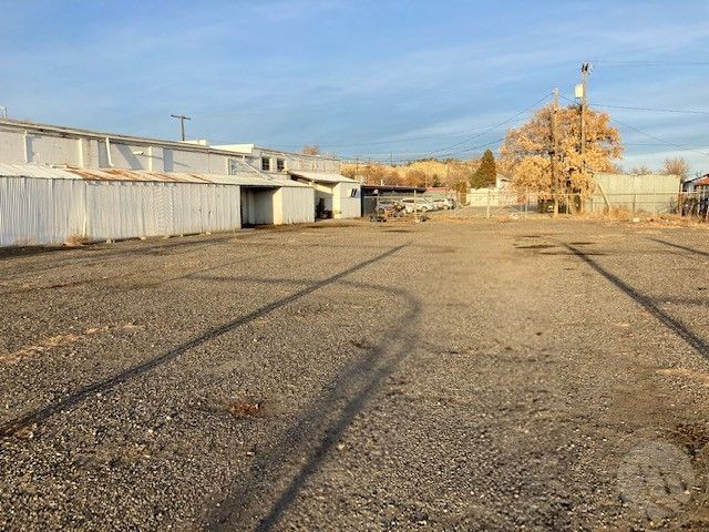 2424 6th AVENUE N, Billings, MT 59101