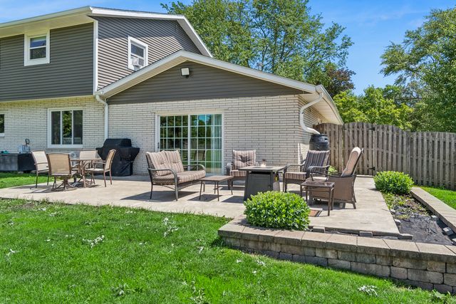 3225 Randy Road, Joliet, IL 60431