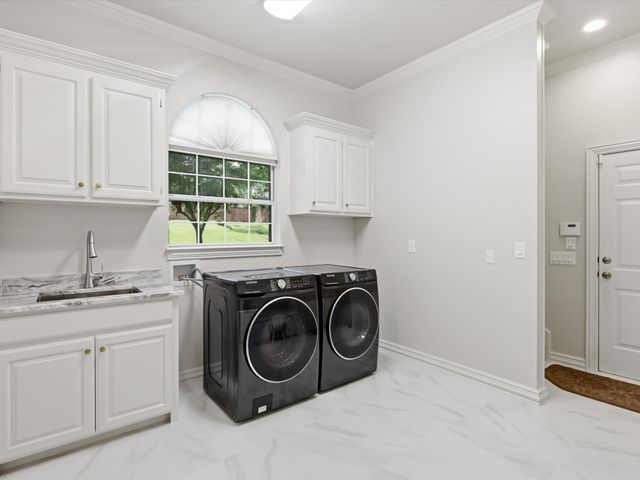 5815 Bay Club Drive, Arlington, TX 76013