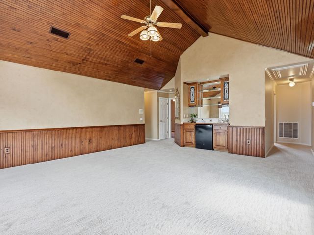 5815 Bay Club Drive, Arlington, TX 76013