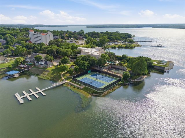 5815 Bay Club Drive, Arlington, TX 76013