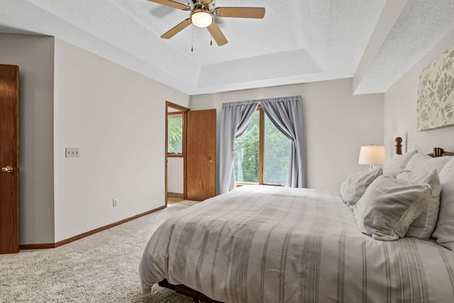 14856 River Crossing, Savage, MN 55378