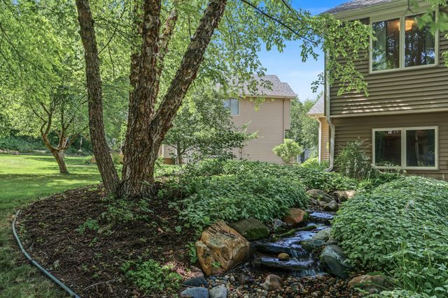 14856 River Crossing, Savage, MN 55378