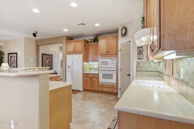 1177 W ROLLS Road, San Tan Valley, AZ 85143