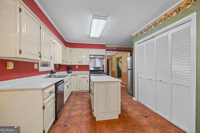511 Rhodes Drive, Elberton, GA 30635