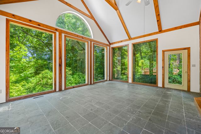 511 Rhodes Drive, Elberton, GA 30635