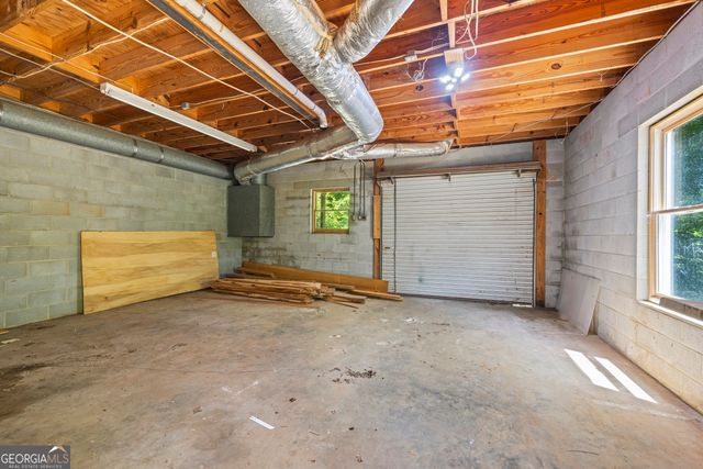 511 Rhodes Drive, Elberton, GA 30635