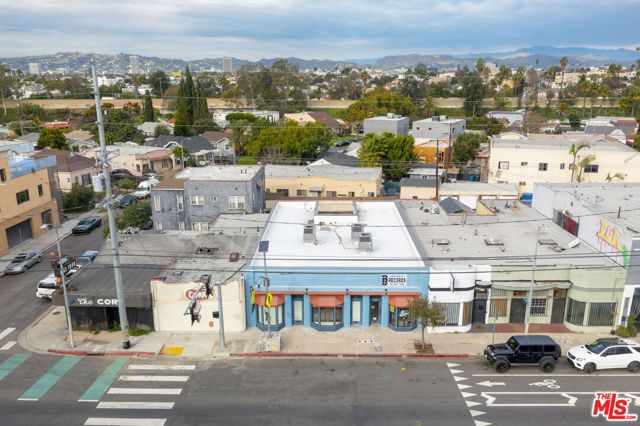 4765 W Adams Boulevard, Los Angeles, CA 90016