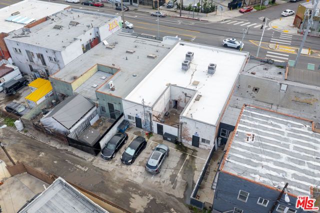 4765 W Adams Boulevard, Los Angeles, CA 90016