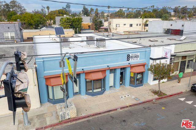 4765 W Adams Boulevard, Los Angeles, CA 90016