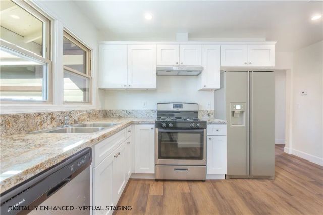 21511 Bassett St. & 6903 Alabama Ave., Canoga Park, CA 91303